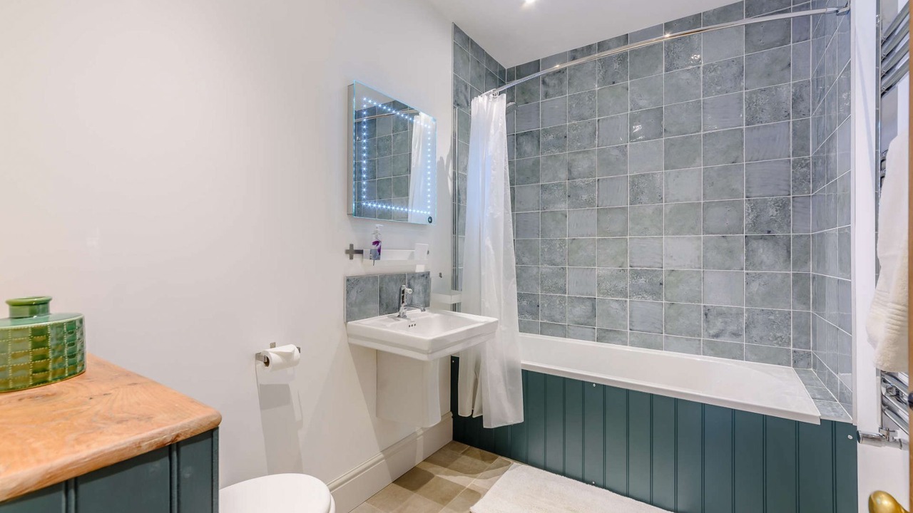 Photo of Bathroom in Shipston on Stour
