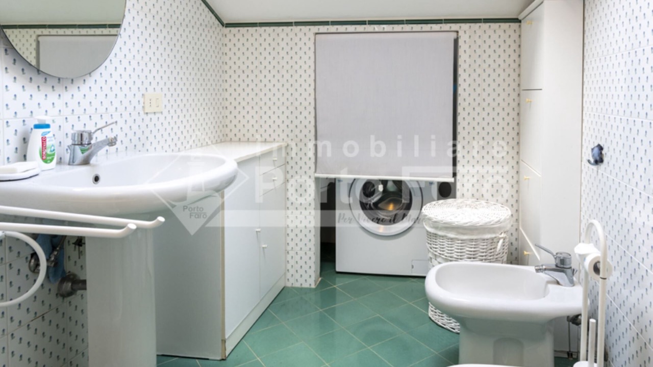 Photo of Bathroom in Palau