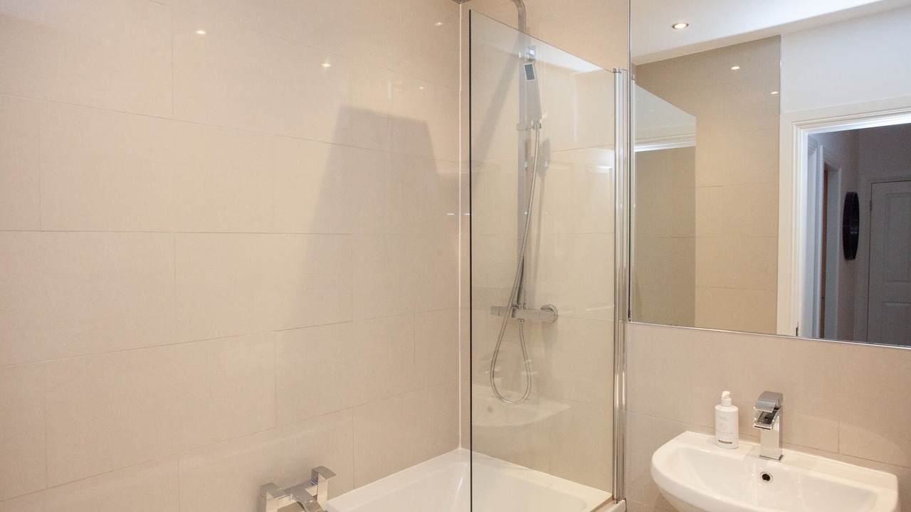 Photo of Bathroom in Kelvinbridge