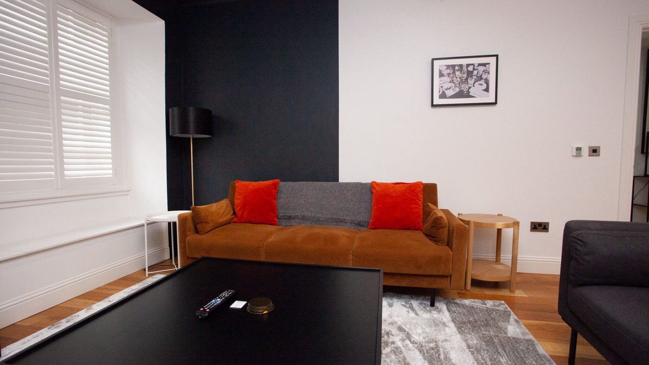 Photo of Bedroom in Kelvinbridge