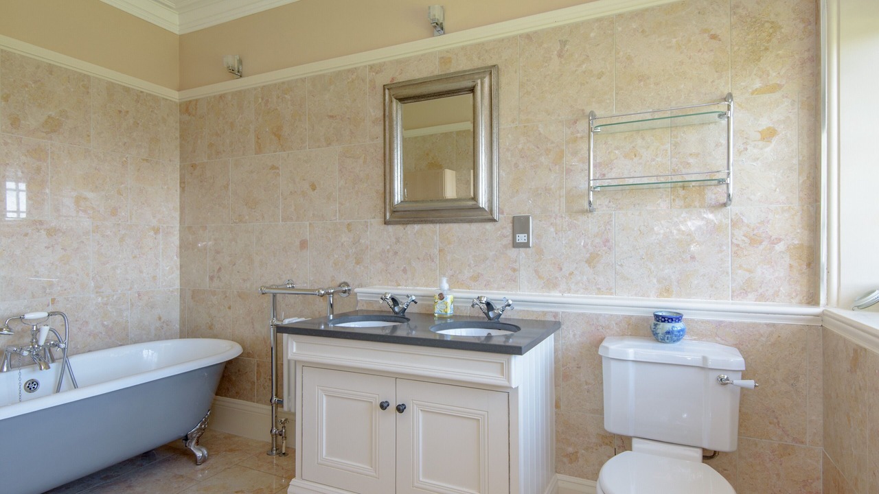 Photo of Bathroom in North Berwick