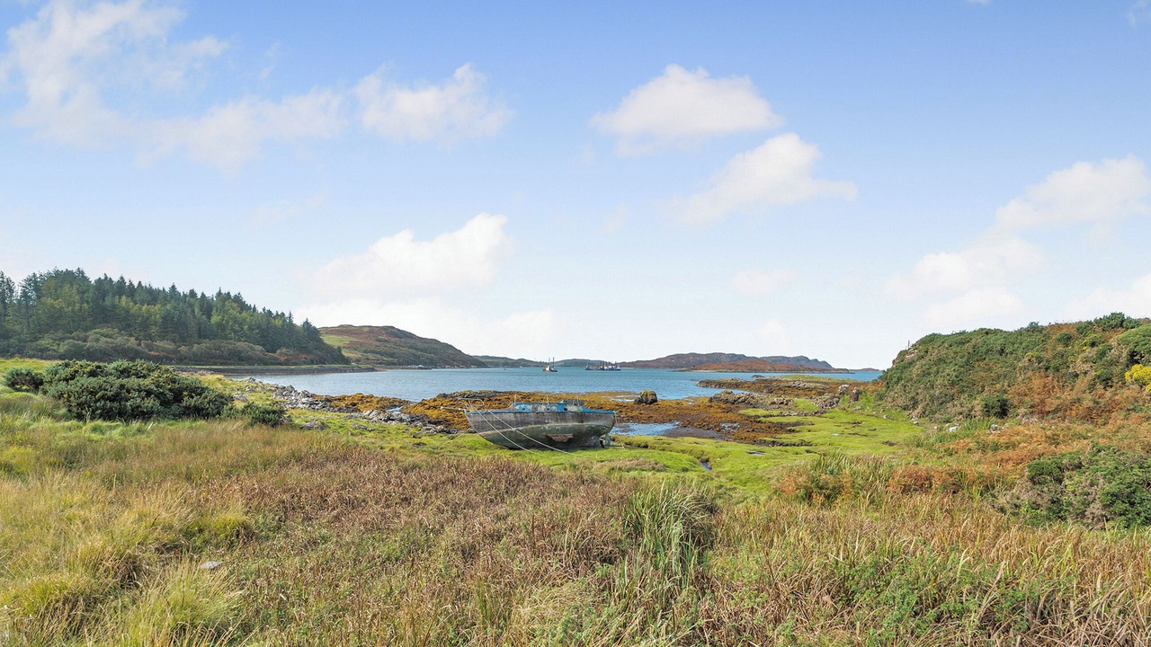 Photo of Others in Bunessan