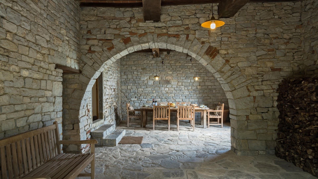 Photo of Outdoor in Neri