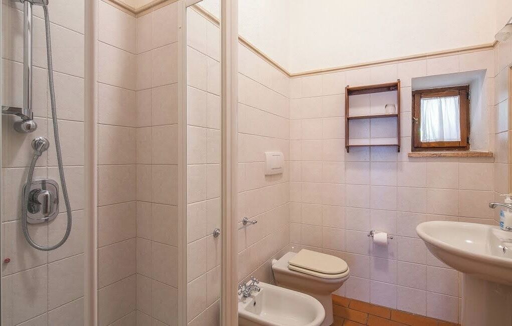 Photo of Bathroom in Sodo