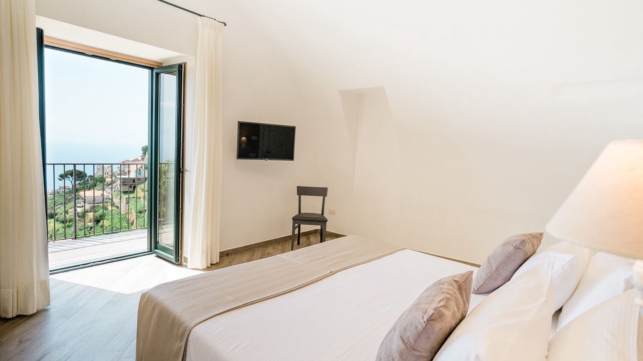 Photo of Bedroom in Scala