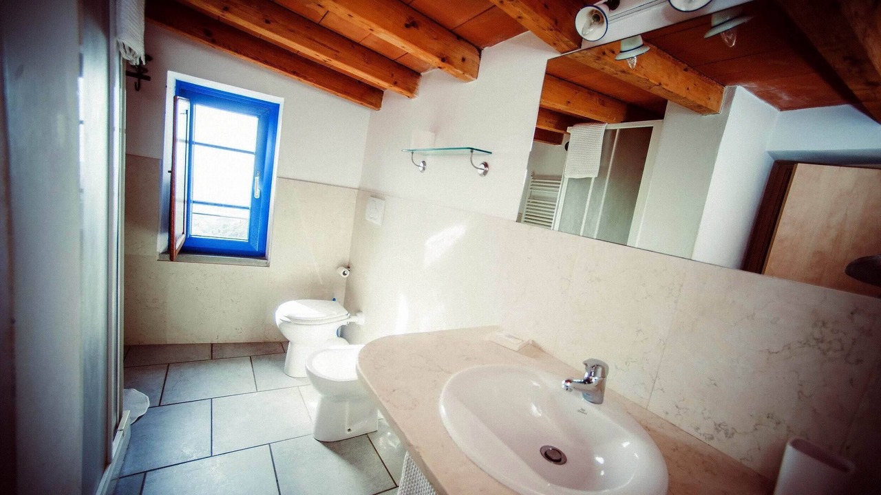 Photo of Bathroom in Massa