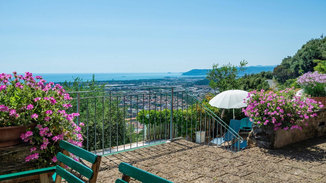Photo of Outdoor in Massa