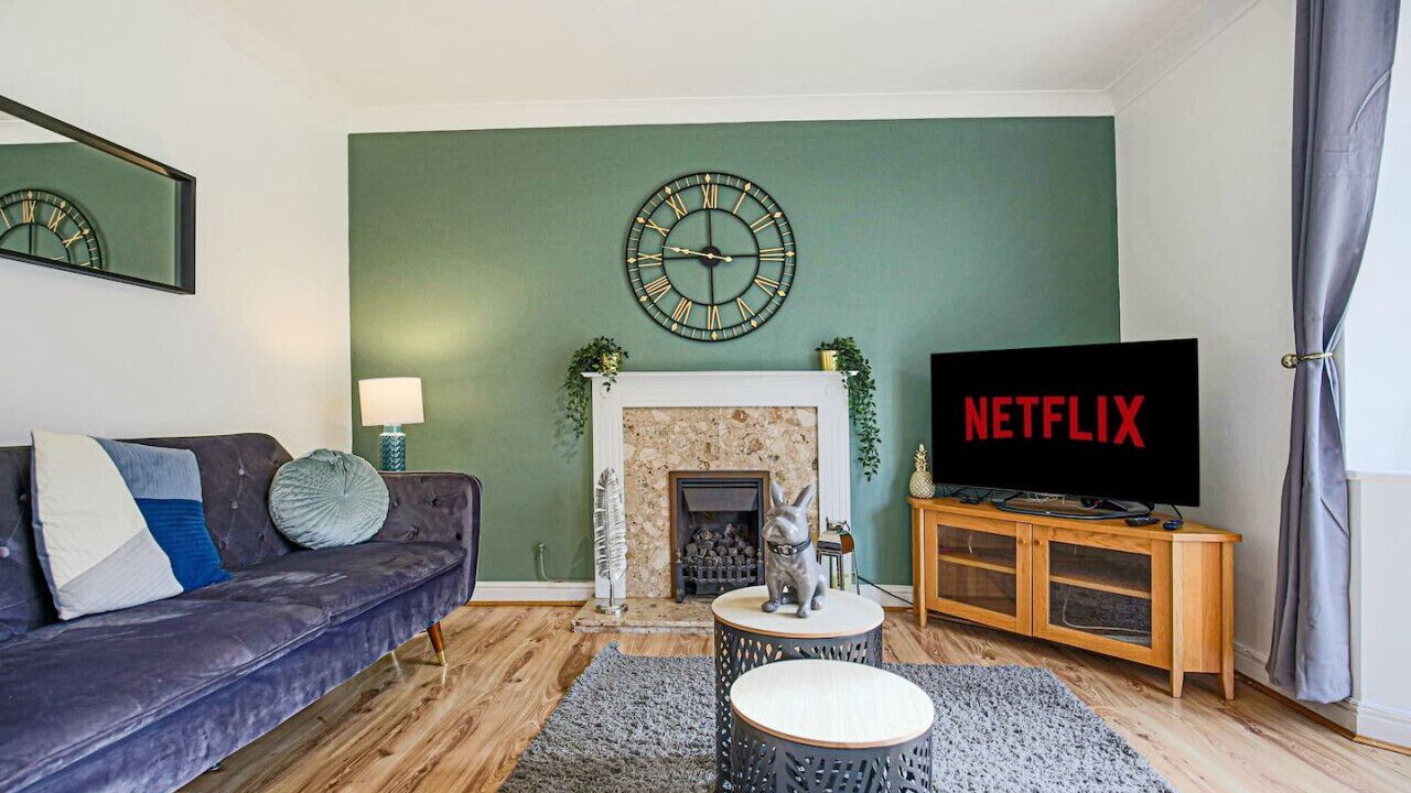 Photo of Livingroom in Bletchley