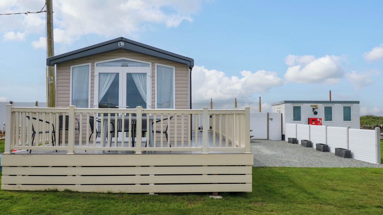 Photo of Outdoor in Caergeiliog