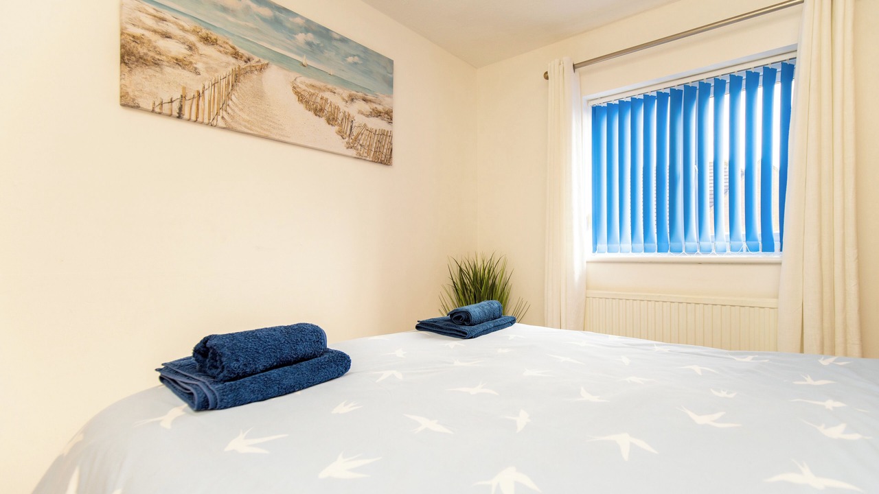 Photo of Bedroom in Crynant