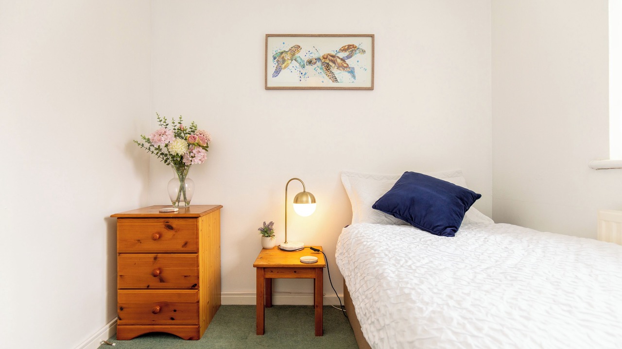 Photo of Bedroom in Crynant