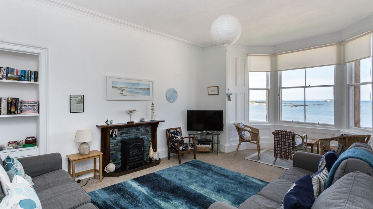 Photo of Livingroom in North Berwick