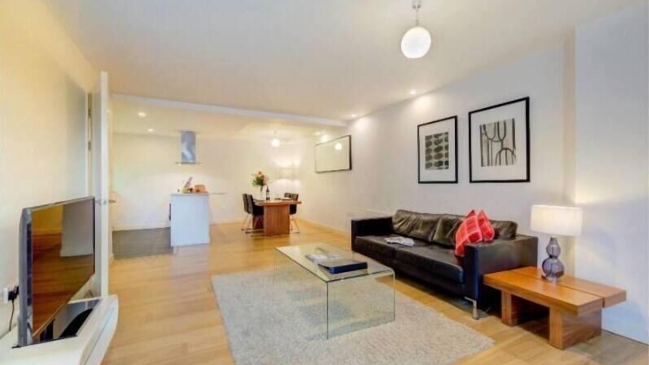 Photo of Livingroom in Redcliffe