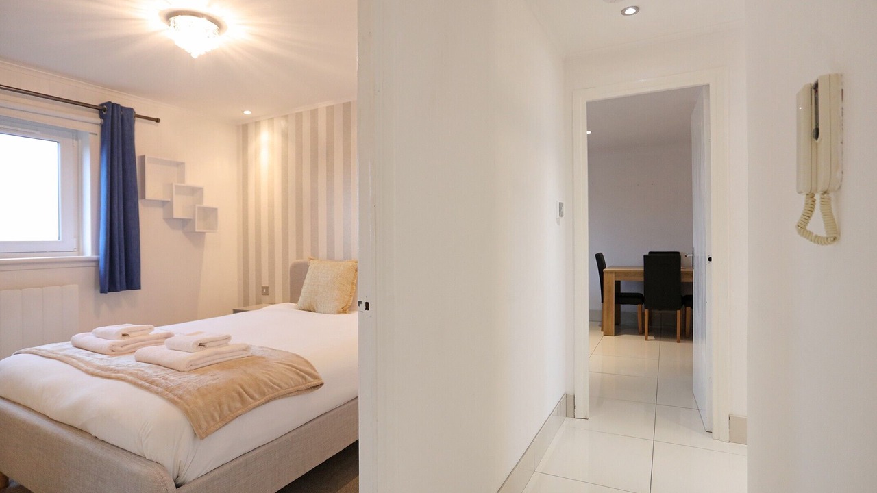 Photo of Bedroom in Gogar
