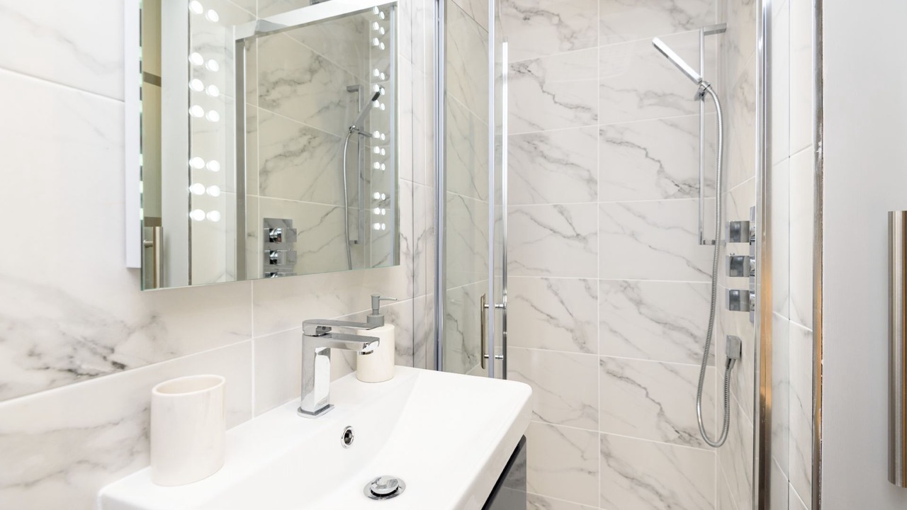 Photo of Bathroom in West Looe