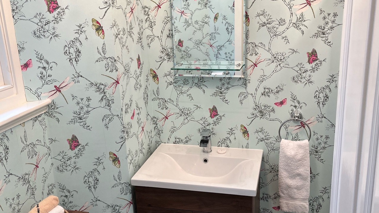 Photo of Bathroom in Murthly