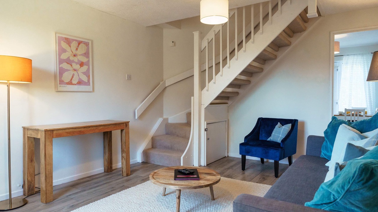 Photo of Livingroom in Little Stoke