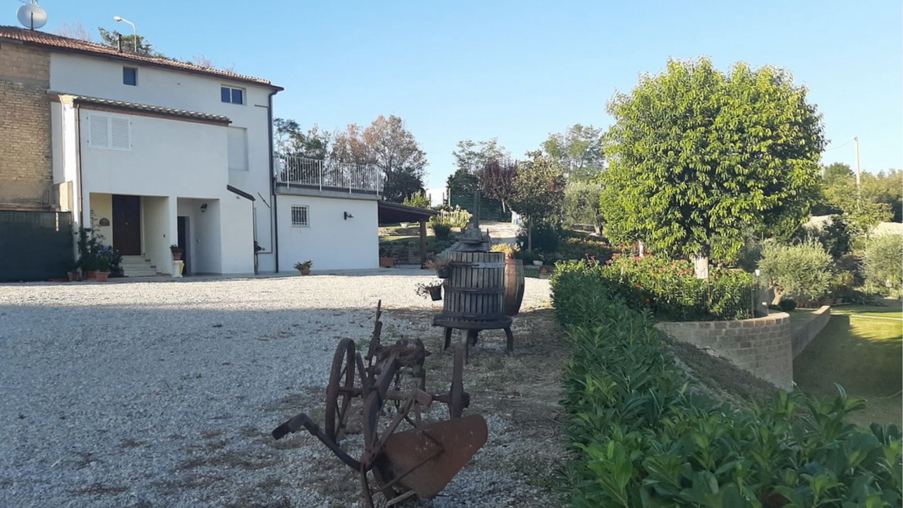 Photo of Outdoor in Carassai