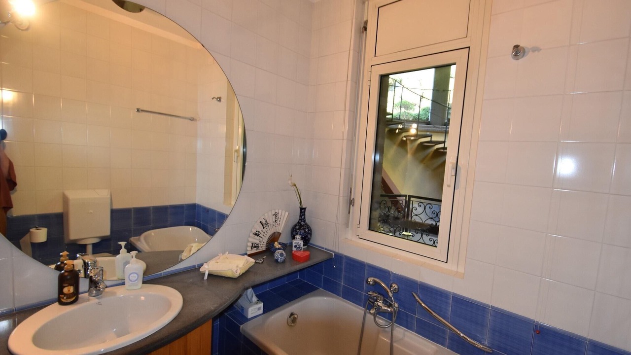 Photo of Bathroom in Suna