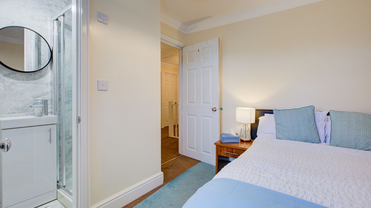 Photo of Bedroom in Reading