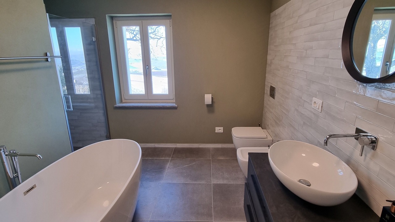 Photo of Bathroom in Castel Boglione