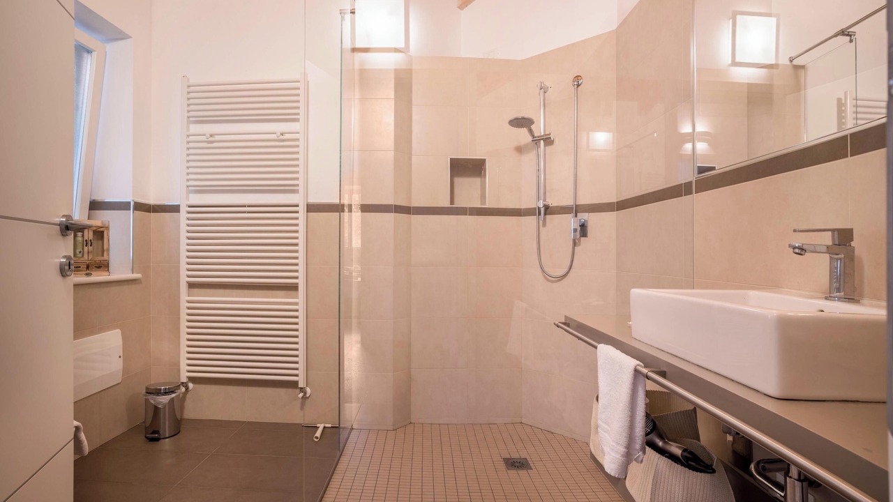 Photo of Bathroom in Aer