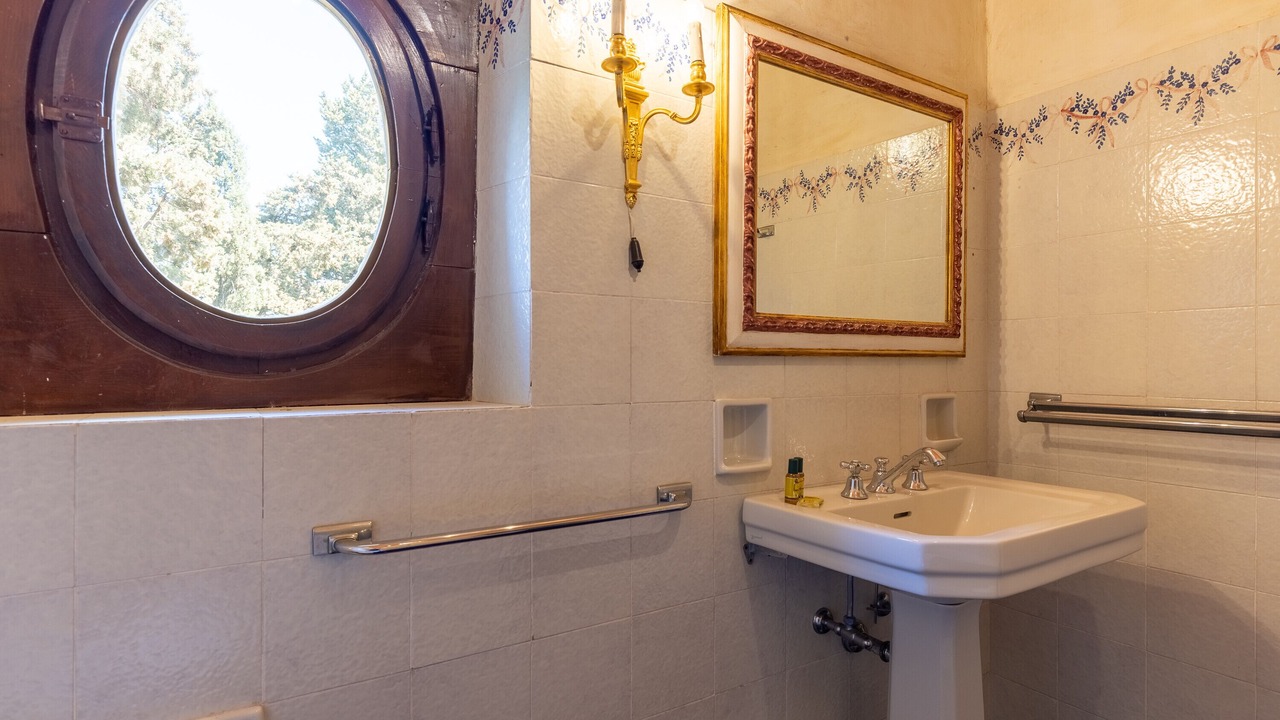 Photo of Bathroom in Montespertoli