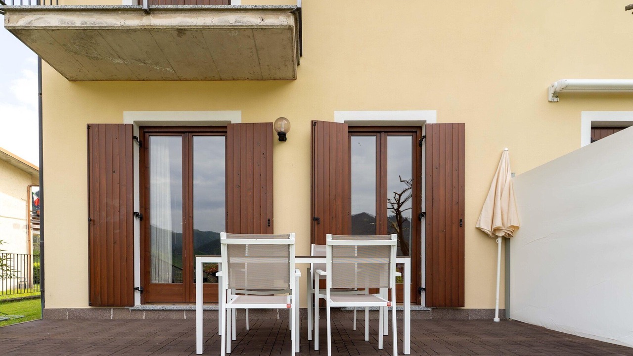 Photo of Patio Balcony in Crone