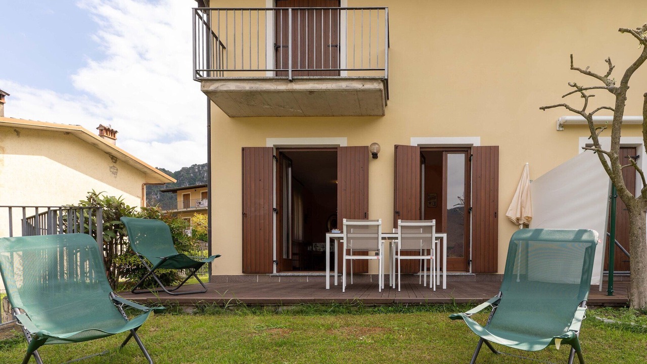 Photo of Patio Balcony in Crone