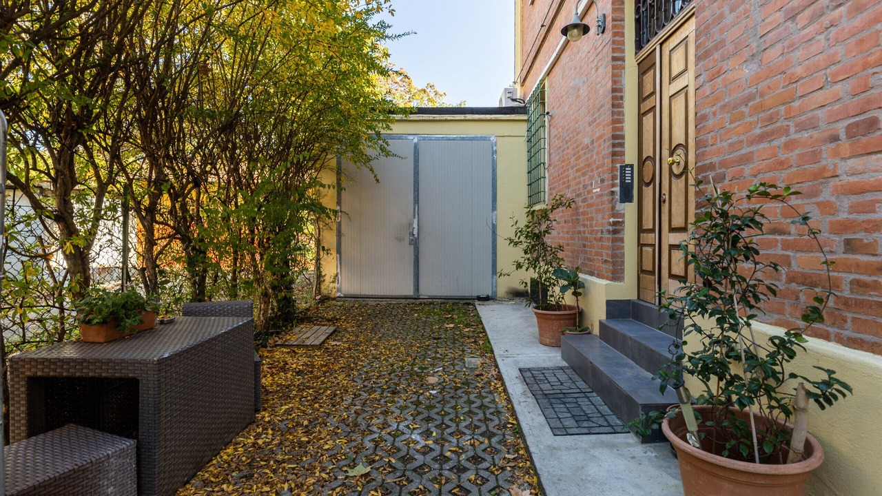 Photo of Outdoor in Navile