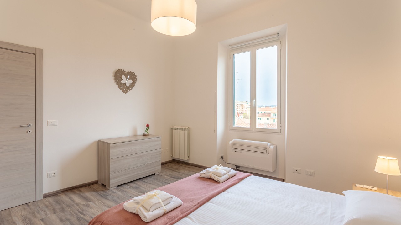 Photo of Bedroom in Livorno