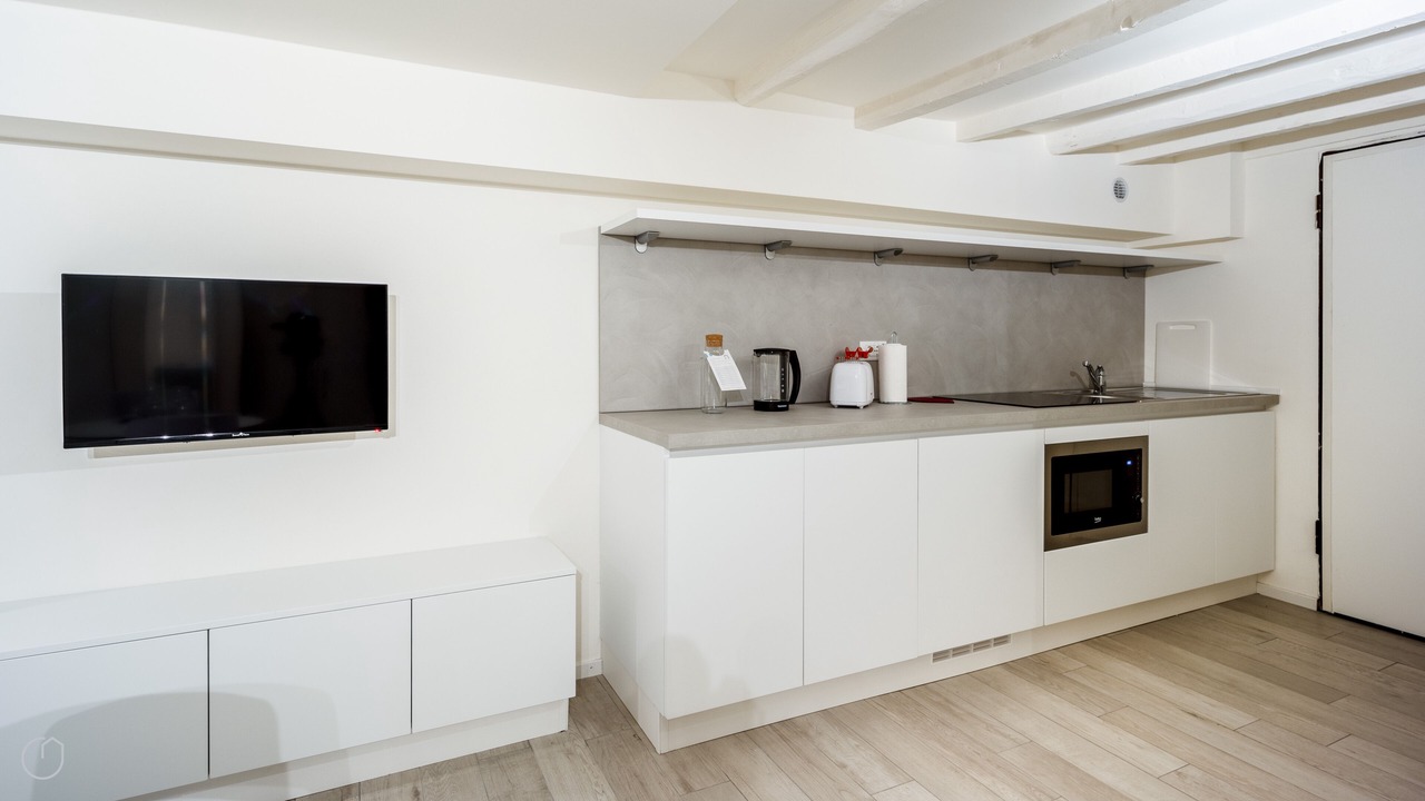 Photo of Kitchen in Magenta