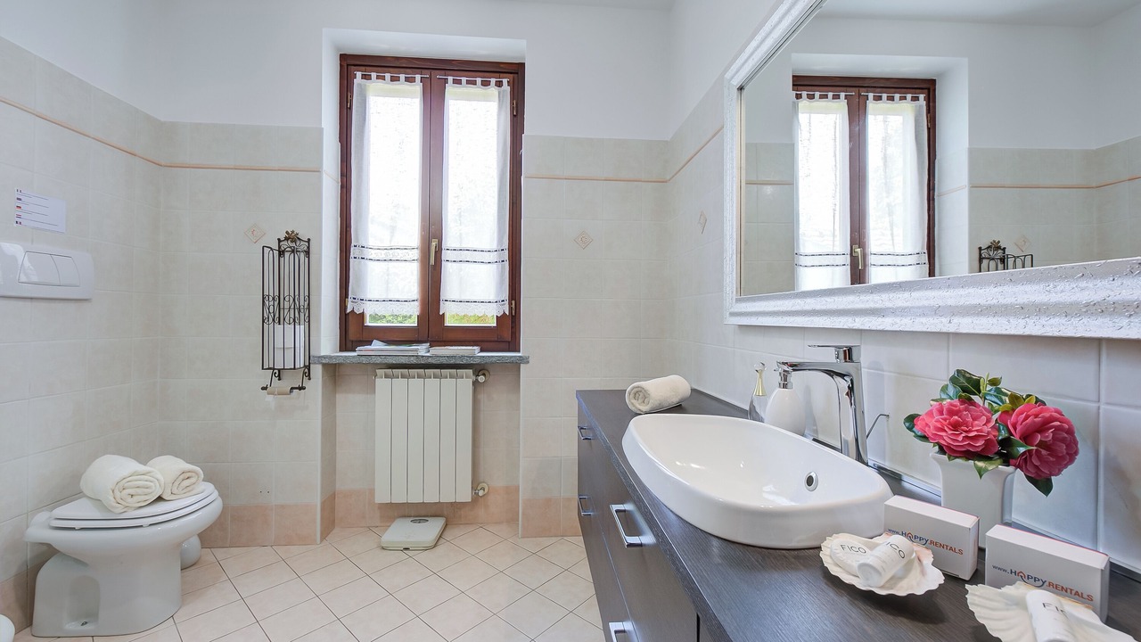 Photo of Bathroom in Cellina