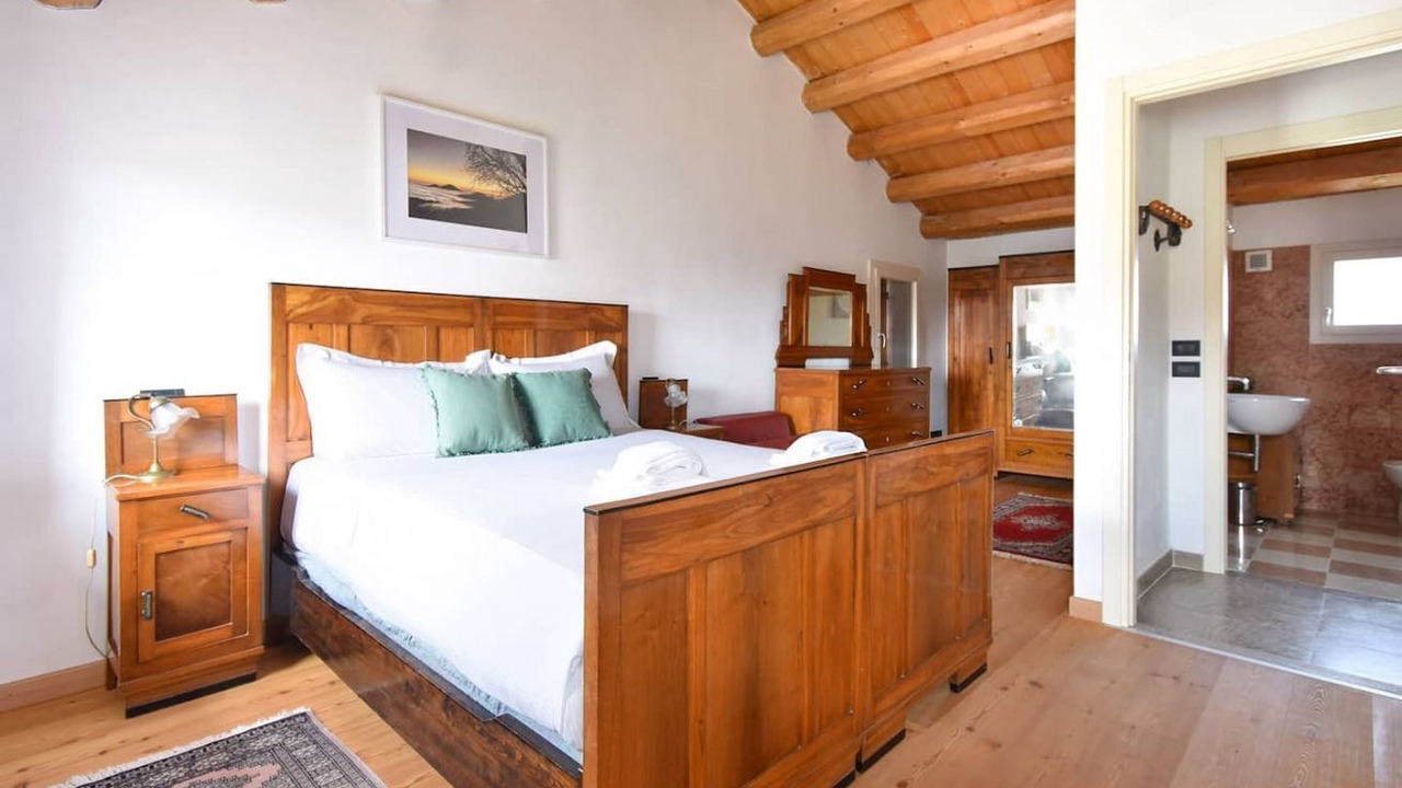 Photo of Bedroom in Baone