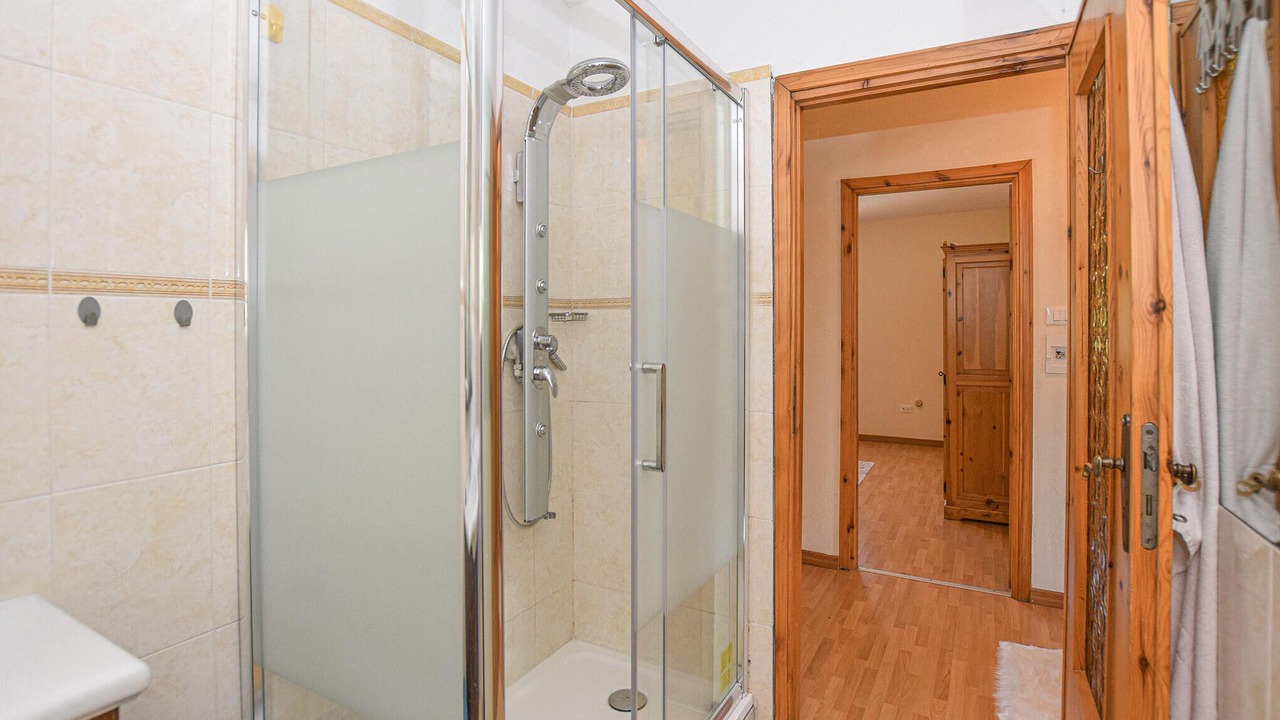 Photo of Bathroom in Verrayes