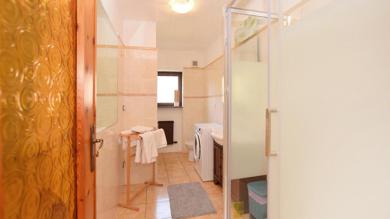 Photo of Bathroom in Verrayes