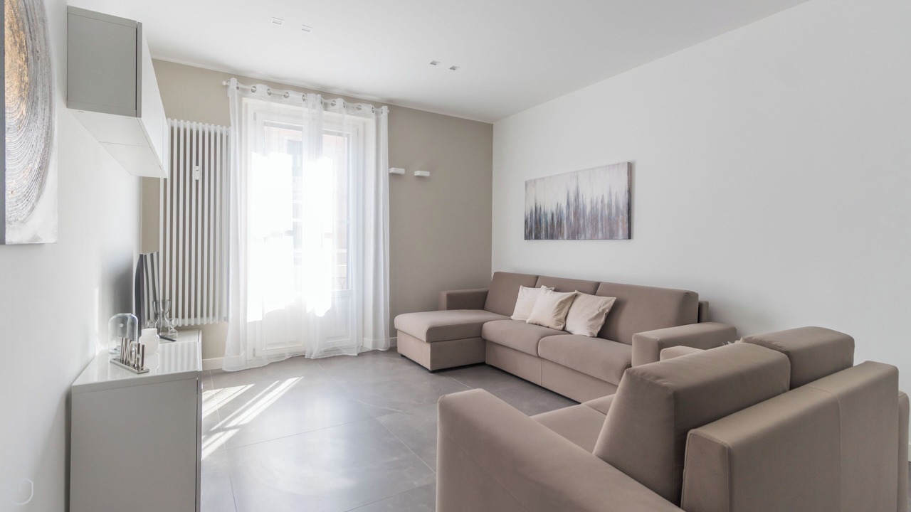 Photo of Livingroom in Magenta