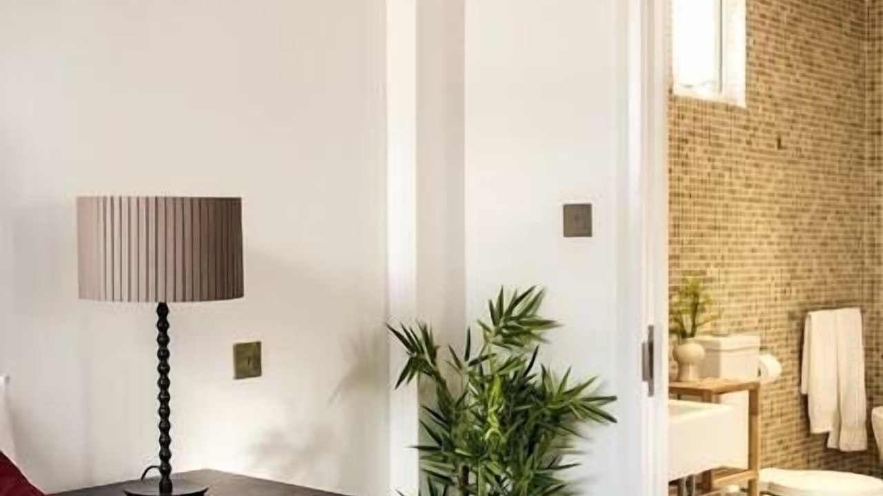 Photo of Bedroom in St Luke's