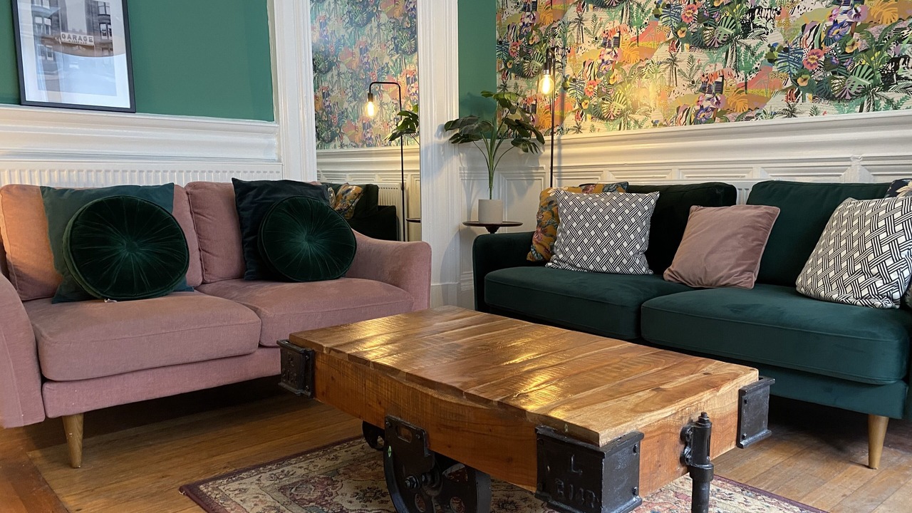Photo of Livingroom in Glasgow Westend