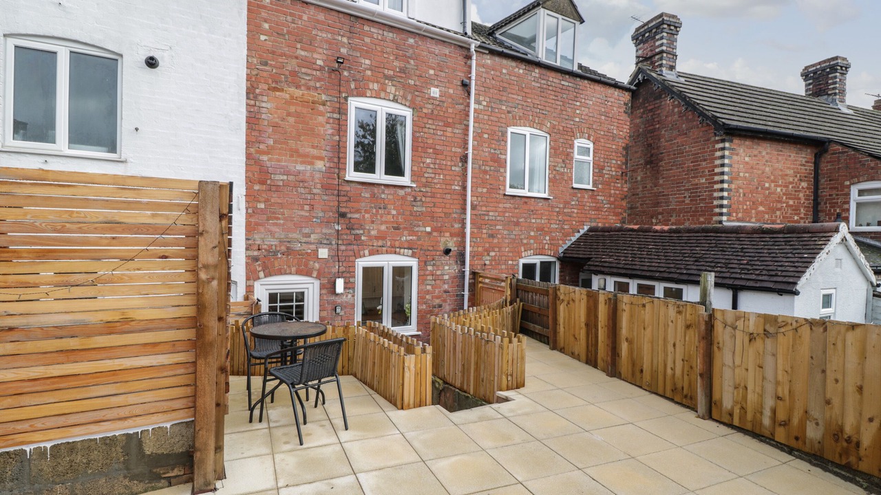Photo of Outdoor in Cam