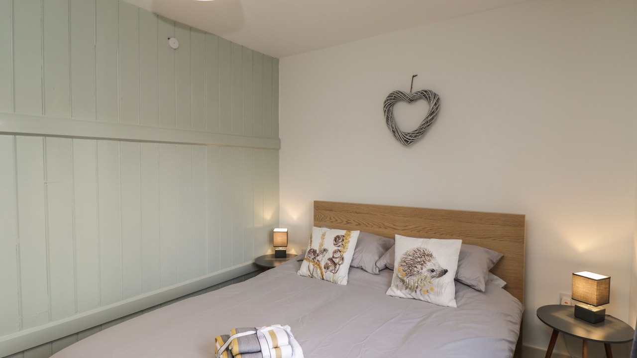 Photo of Bedroom in Cam