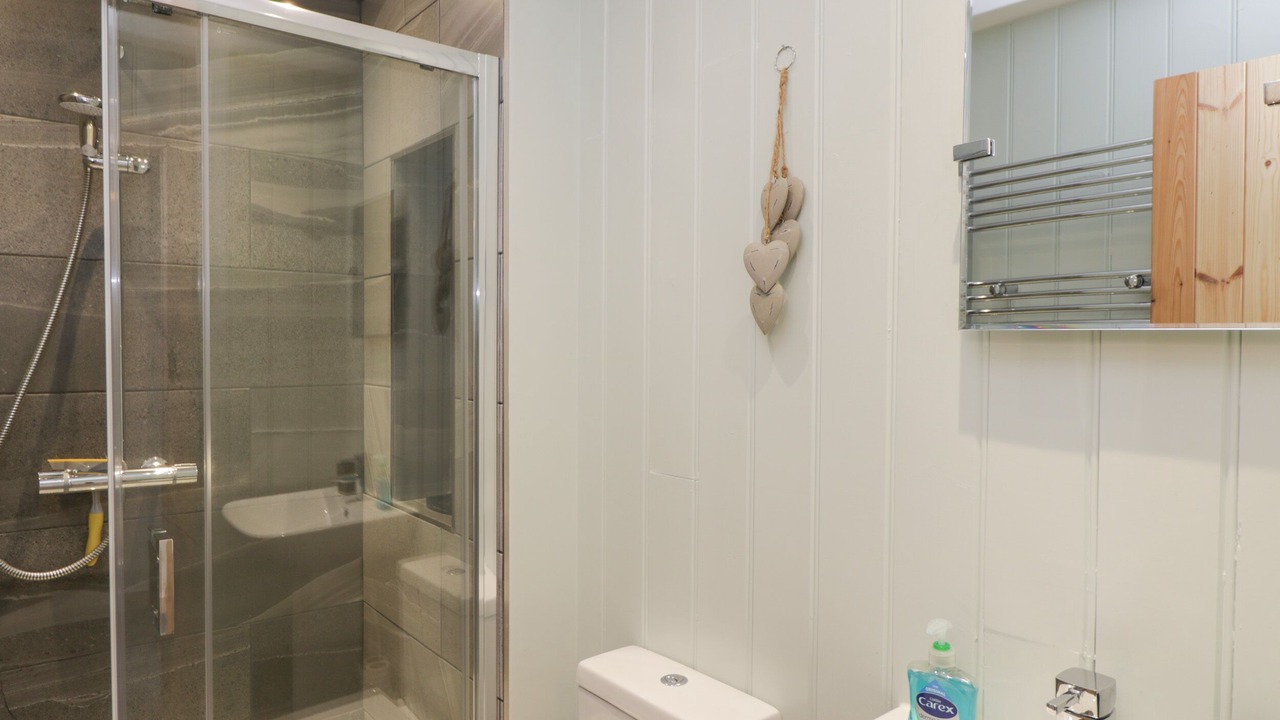 Photo of Bathroom in Cam