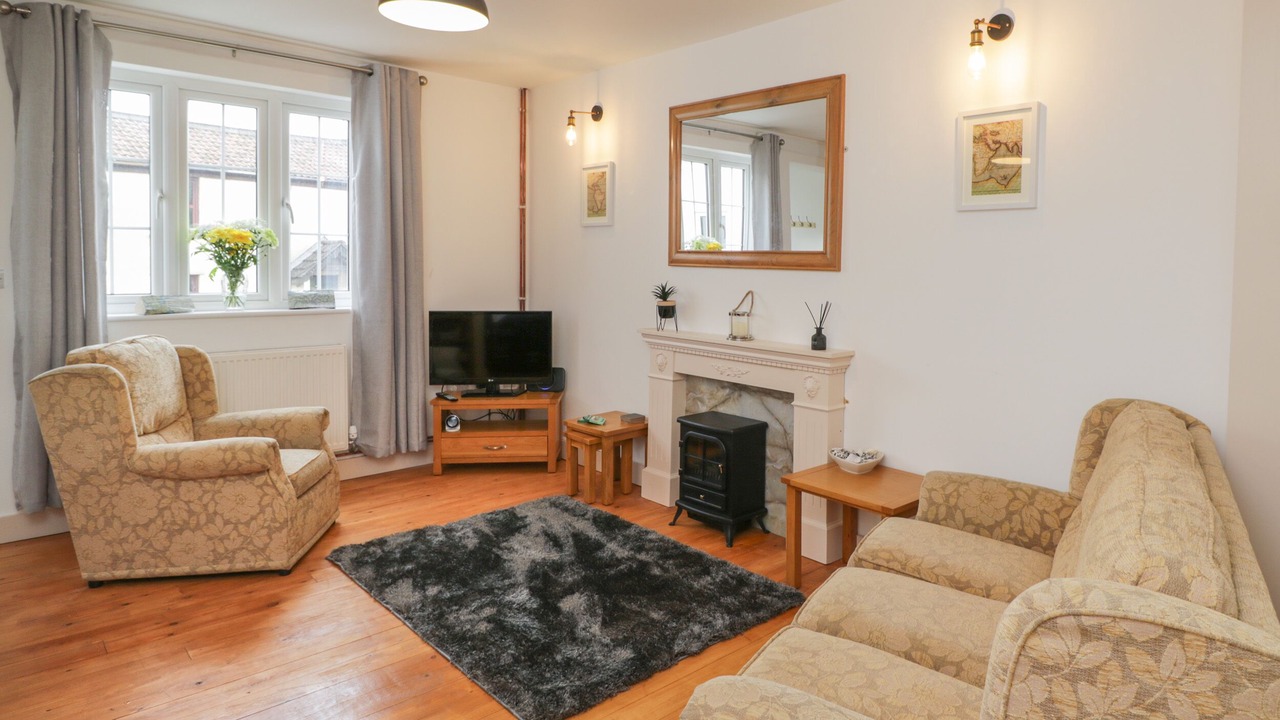 Photo of Livingroom in Cam