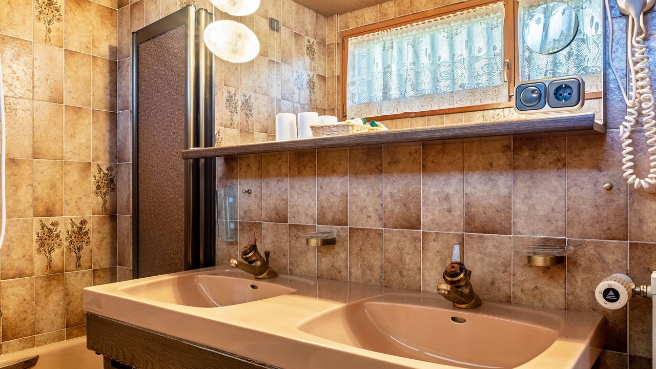 Photo of Bathroom in Canazei