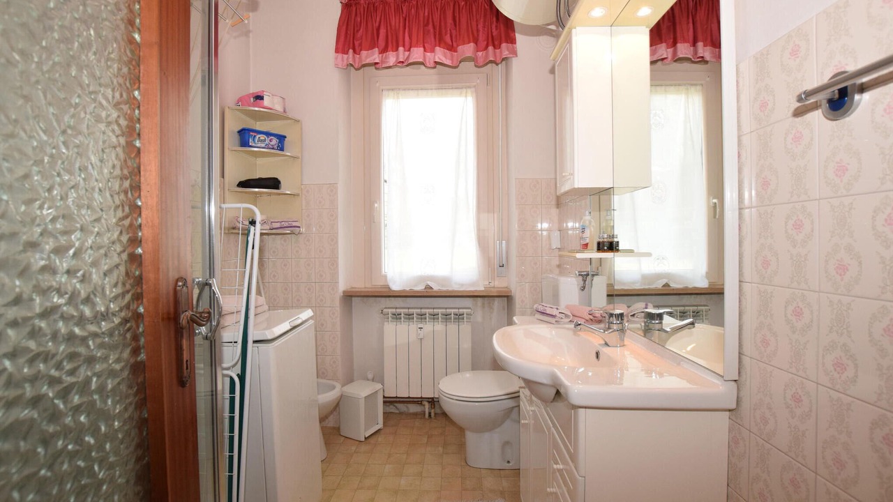 Photo of Bathroom in Chatillon