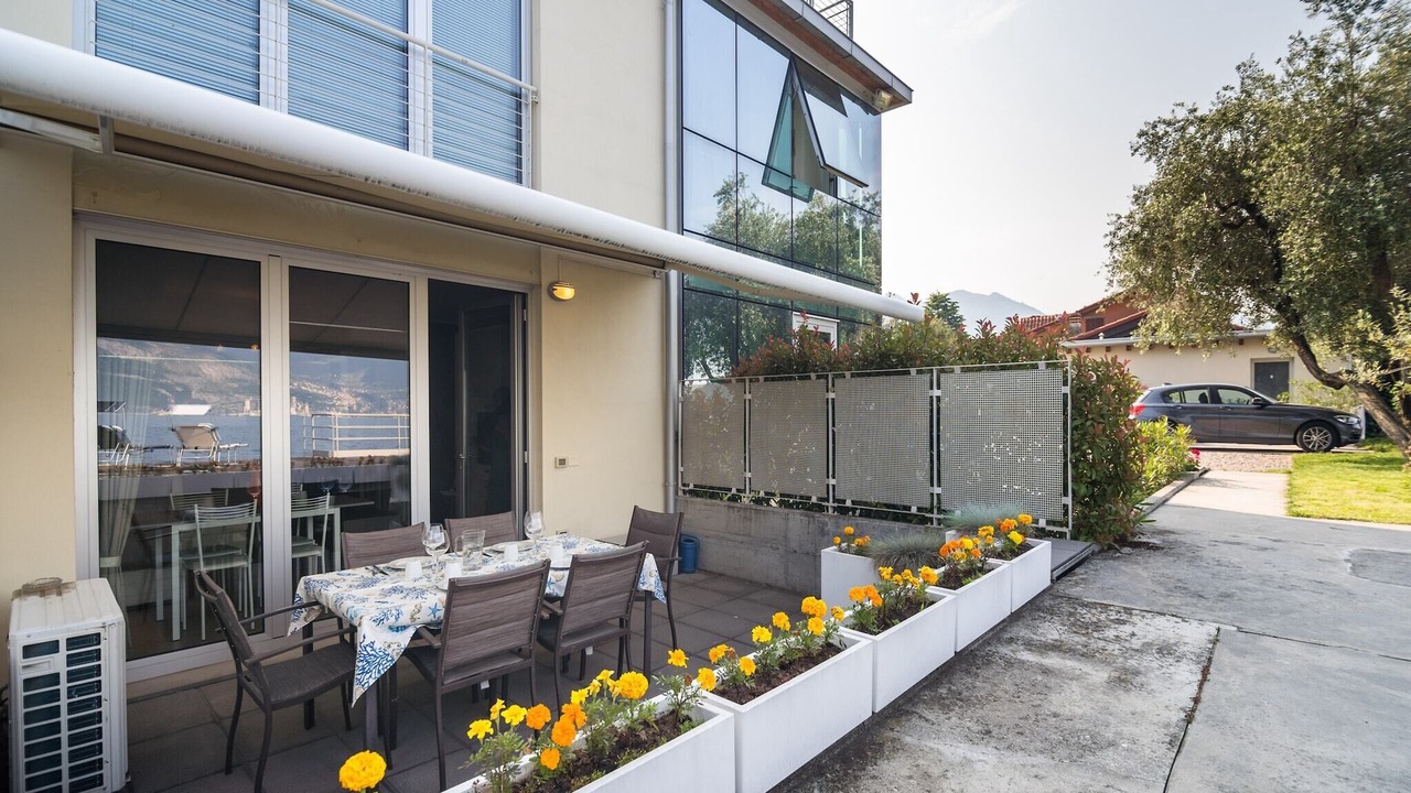 Photo of Patio Balcony in Marone