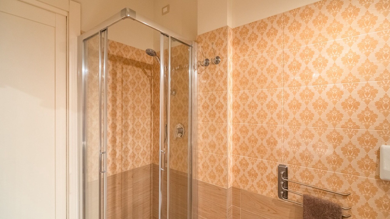 Photo of Bathroom in Marone