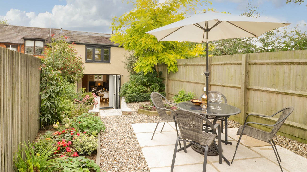 Photo of Outdoor in Southam