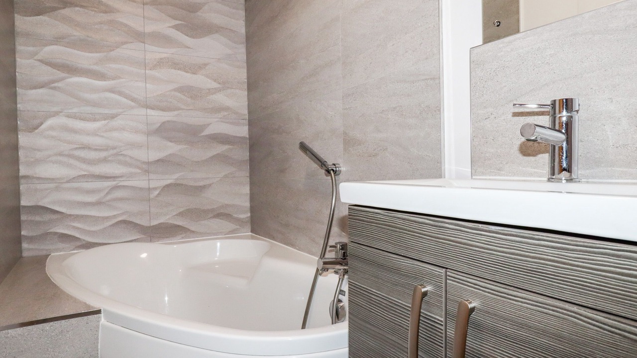 Photo of Bathroom in Newquay City Centre