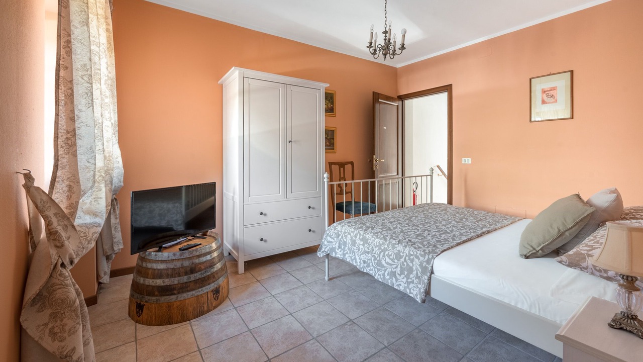 Photo of Bedroom in Castel Boglione